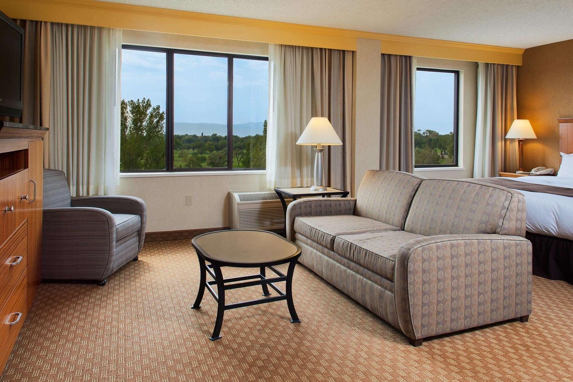 Отель Doubletree By Hilton Гранд Джанкшен Экстерьер фото