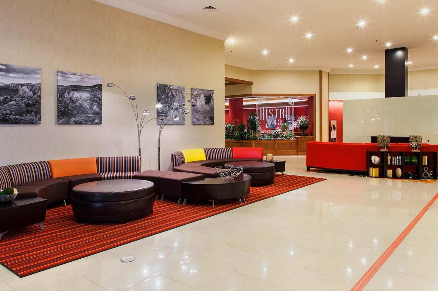Отель Doubletree By Hilton Гранд Джанкшен Экстерьер фото